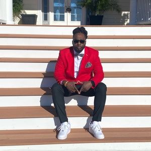 Meet your Posher, Francis